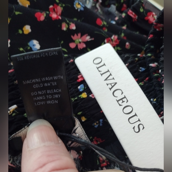 NWT🔥Anthropologie's Olivaceous Floral Off Shoulder Rayon Tie Blouse❤️Size M - Picture 12 of 14